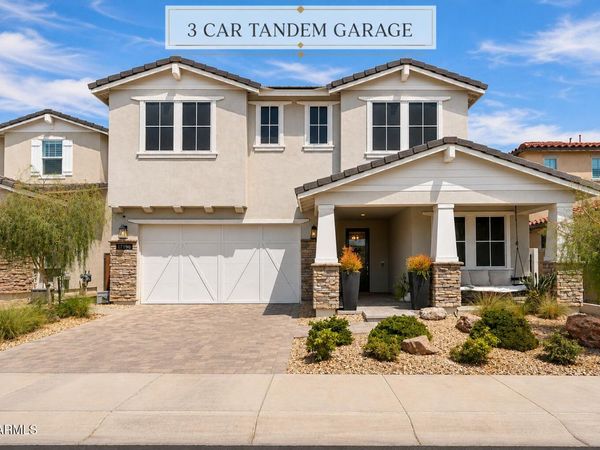 17190 W GRACEMONT Street, Surprise, AZ 85388
