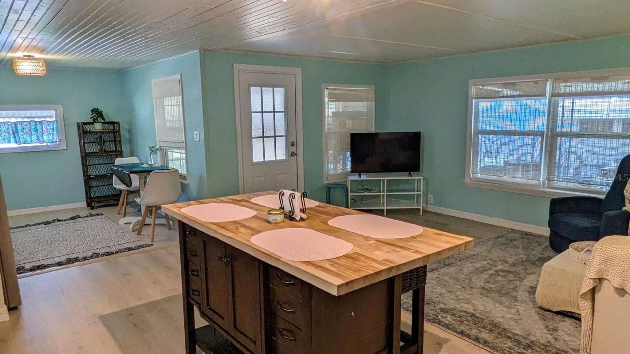3907 115th Street Court W, Bradenton, FL 34210 Photo