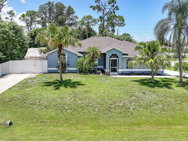 1632 AMSTEAD STREET , PORT CHARLOTTE, FL 33980