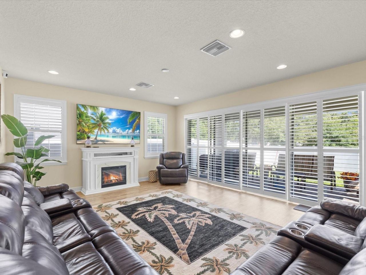 7117 Park Tree Drive, Tampa, FL 33625 Photo