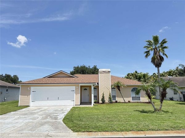 3210 THOROUGHBRED LOOP , LAKELAND, FL 33811