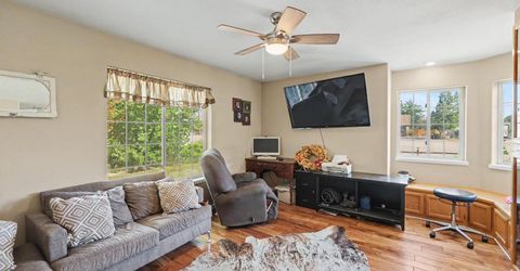 887 Ronald Way, Fallon, NV 89406 Photo