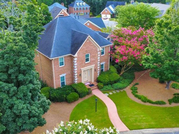 573 N Palisades Circle SE, Marietta, GA 30067