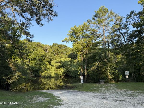 129 Landing Road , Ponce De Leon, FL 32455
