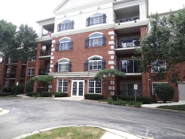 0S099 Lee Court , Unit 101, Winfield, IL 60190