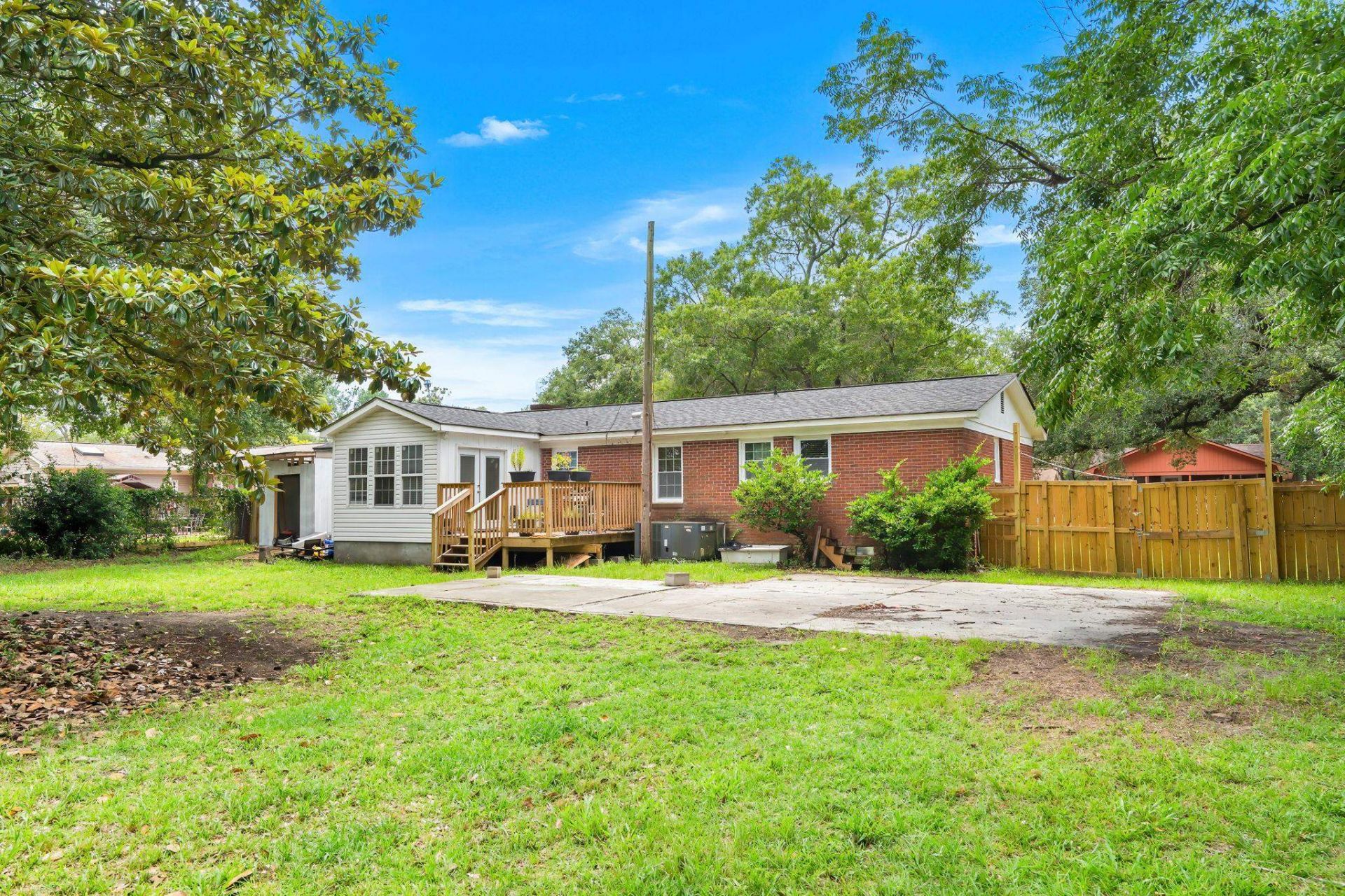 1004 Whittemore St. Photo 33