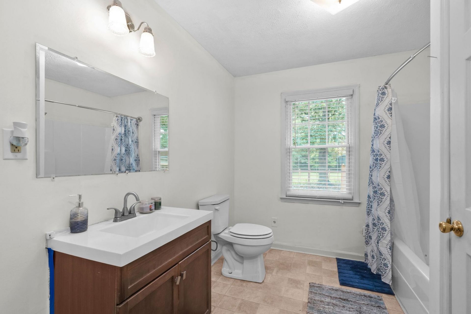 1004 Whittemore St. Photo 42