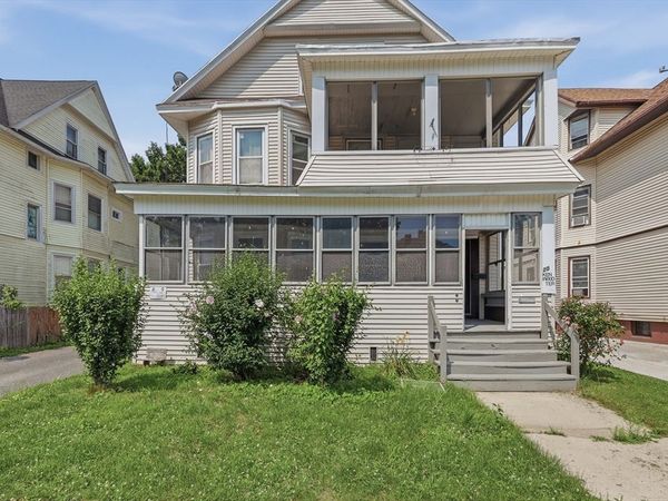 20 Kenwood Terrace, Springfield, MA 01108