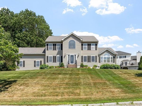 7 Cameron Way, Methuen, MA 01844