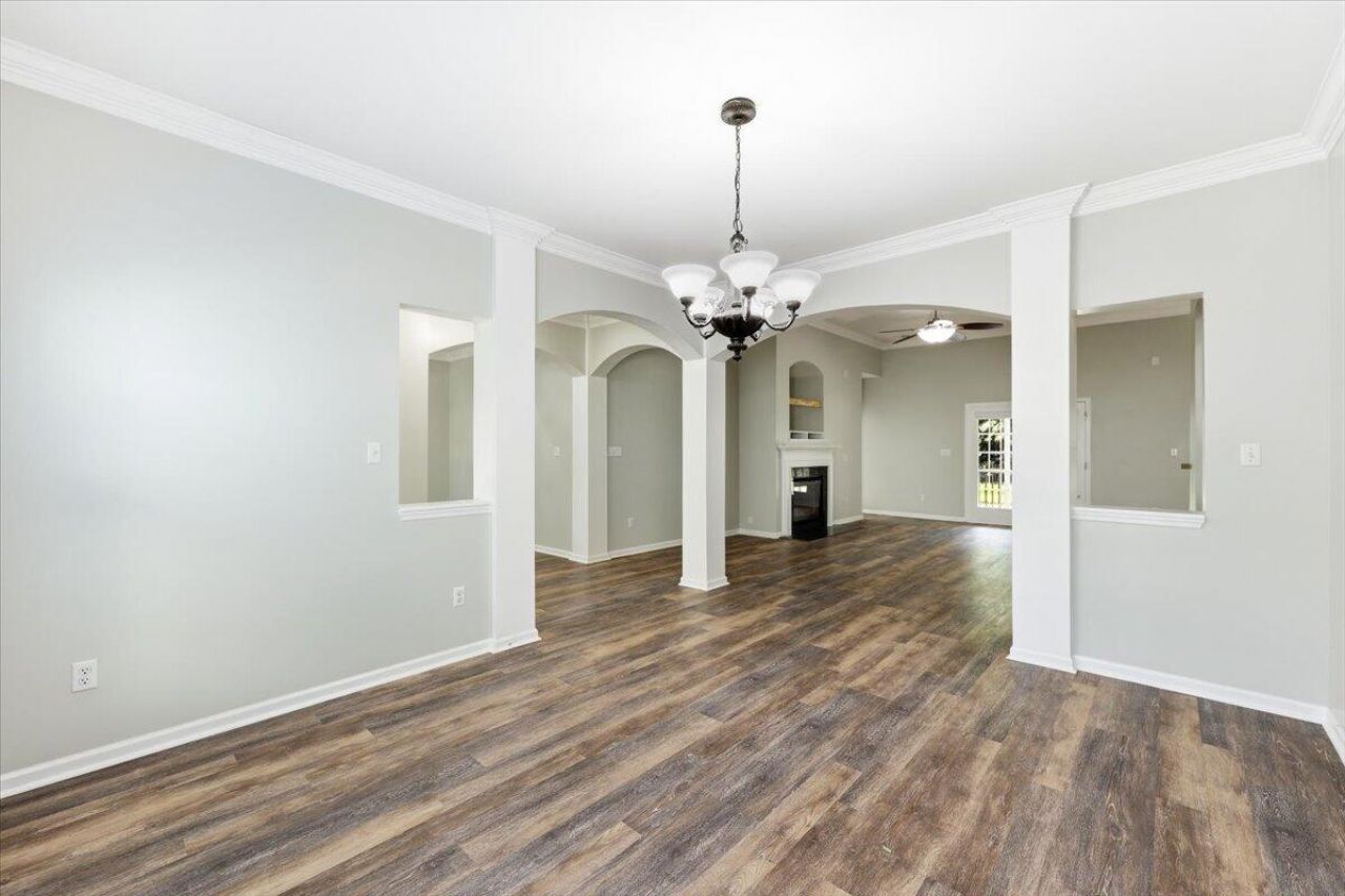 9629 Pebble Creek Boulevard Photo 10