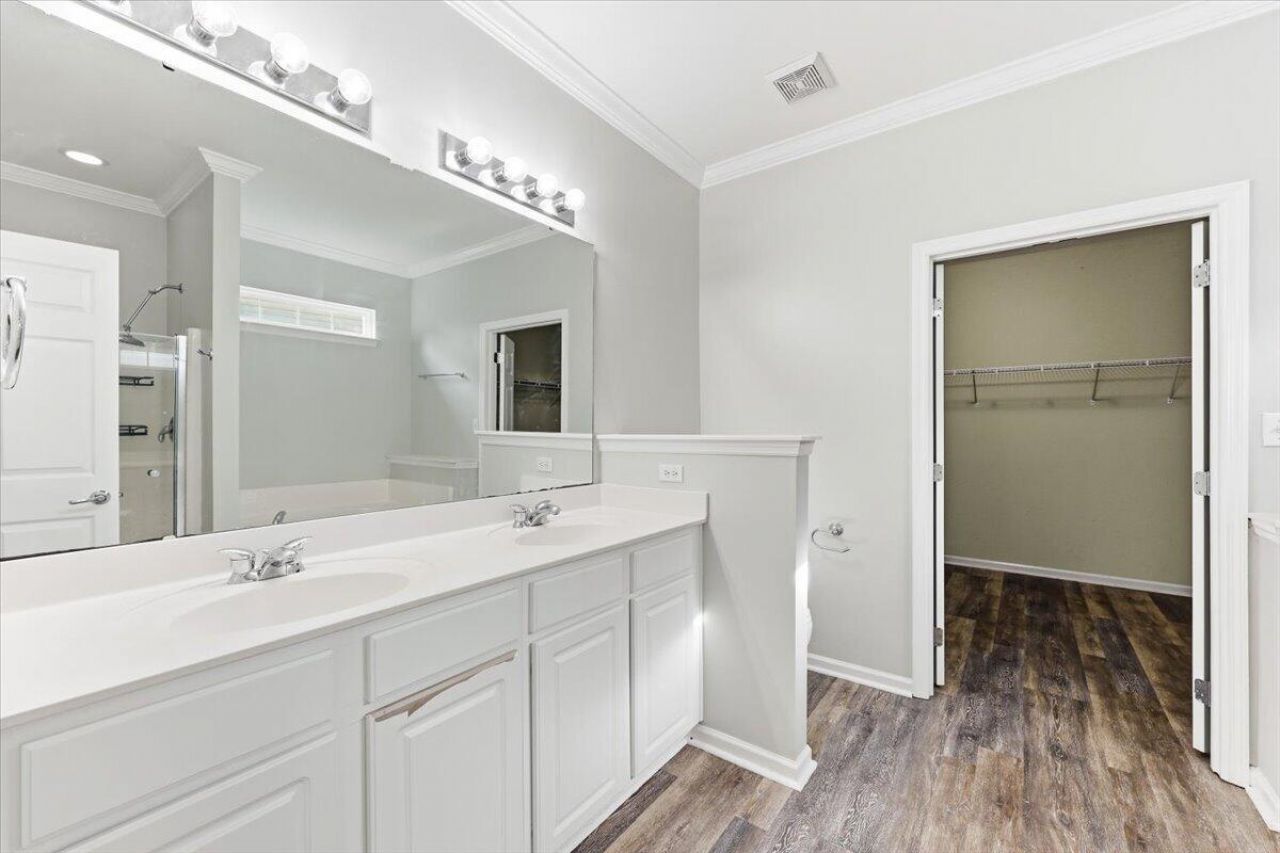 9629 Pebble Creek Boulevard Photo 23