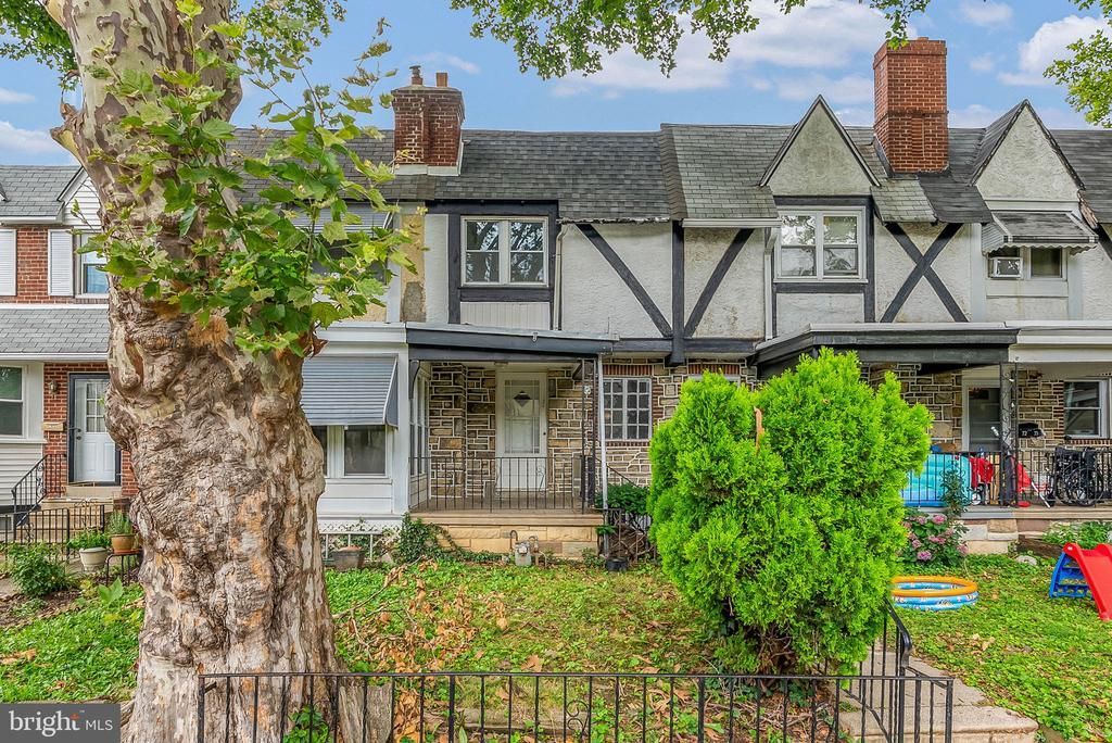 7239 GLENTHORNE ROAD , UPPER DARBY, PA 19082