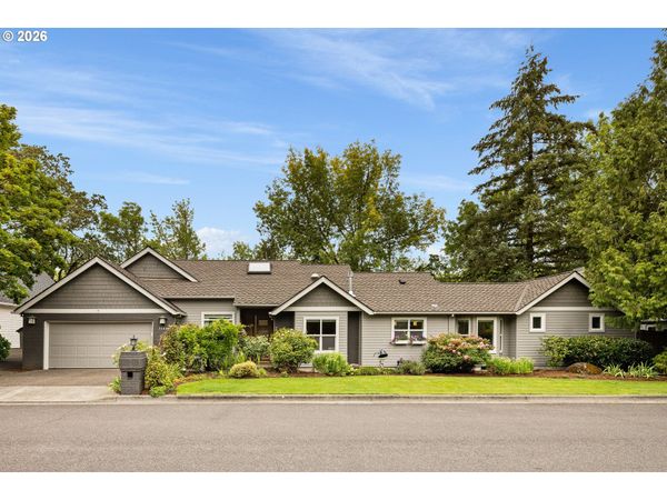 5541 YORKSHIRE PL, Lake Oswego, OR 97035