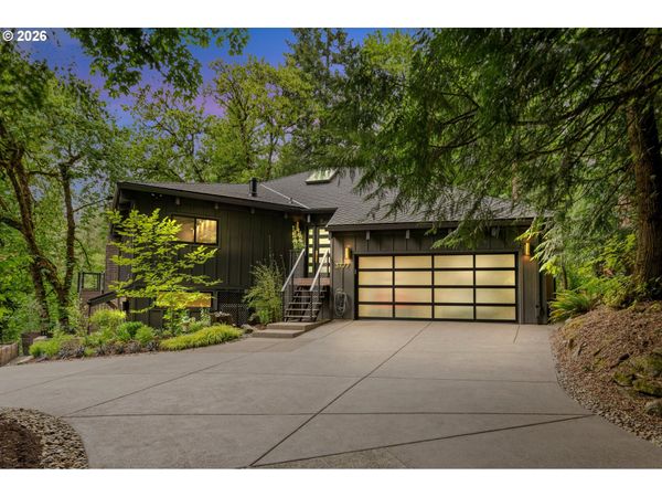 3777 PARKWOOD WAY, West Linn, OR 97068