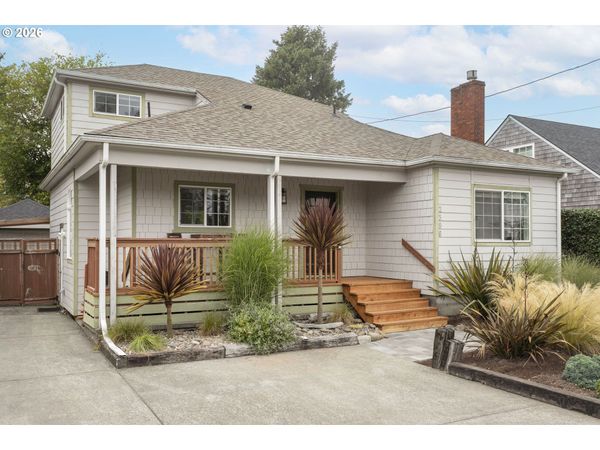 2396 S EDGEWOOD ST, Seaside, OR 97138