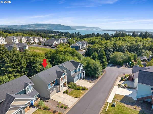 1475 EMERALD LN, Tillamook, OR 97141