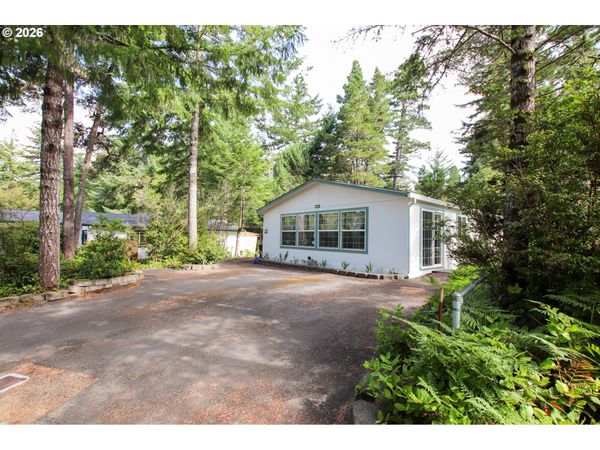 134 DRIFTWOOD DR, Florence, OR 97439