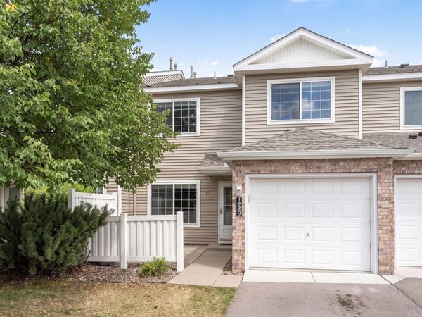 1229 Highpoint Curve, Shakopee, MN 55379