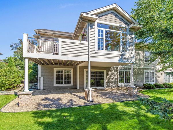 408 Holly Lane N, Oakdale, MN 55128