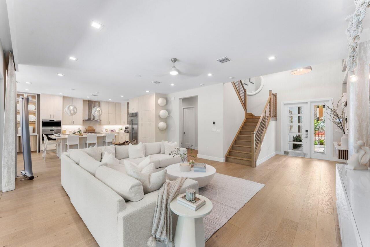 480 42nd Street, West Palm Beach, FL 33407 Photo