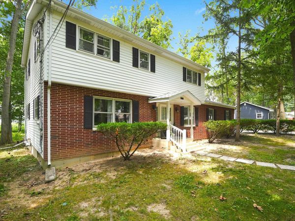 1001 Hickory Hills Drive, Angola, IN 46703
