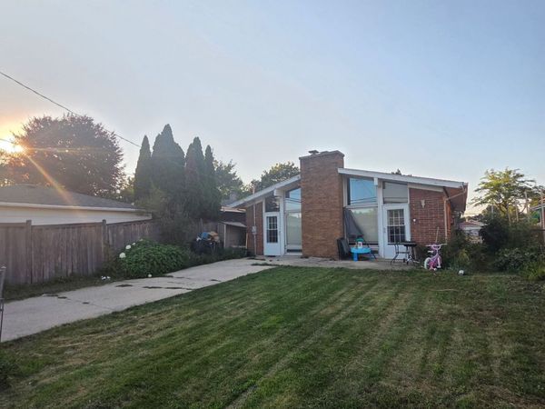 5141 Touhy Avenue , Skokie, IL 60077