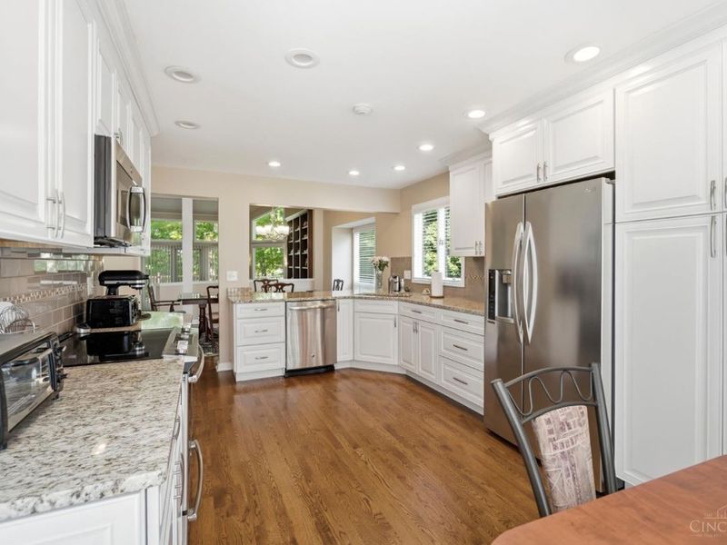 15 Falling Brook Lane, Blue Ash, OH 45241 Photo 11