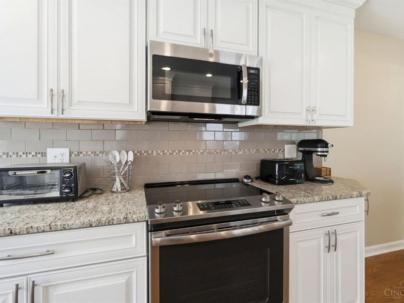 15 Falling Brook Lane, Blue Ash, OH 45241 Photo 12