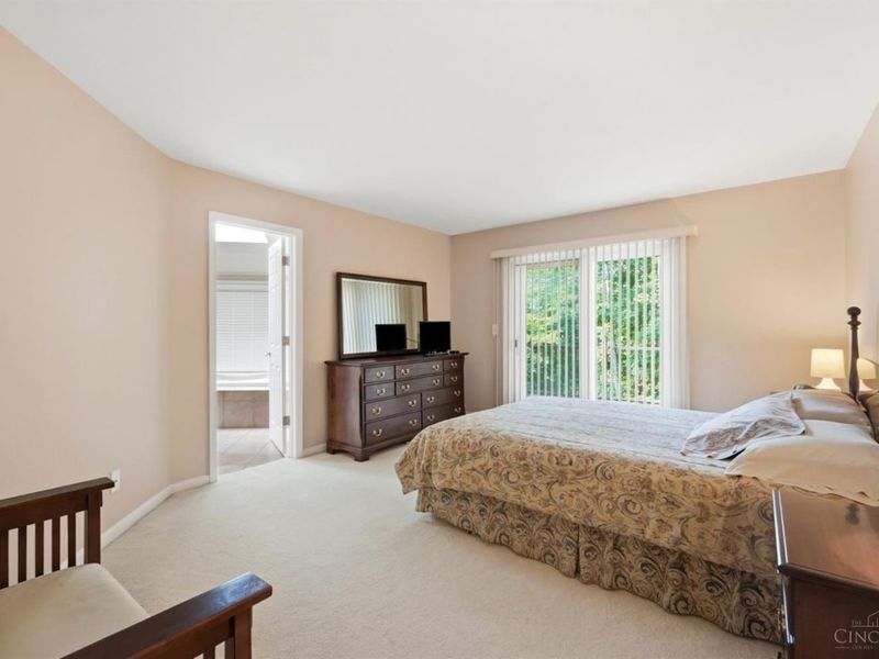 15 Falling Brook Lane, Blue Ash, OH 45241 Photo 15