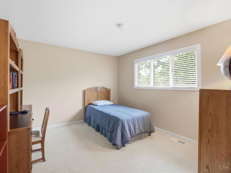 15 Falling Brook Lane, Blue Ash, OH 45241 Photo 27