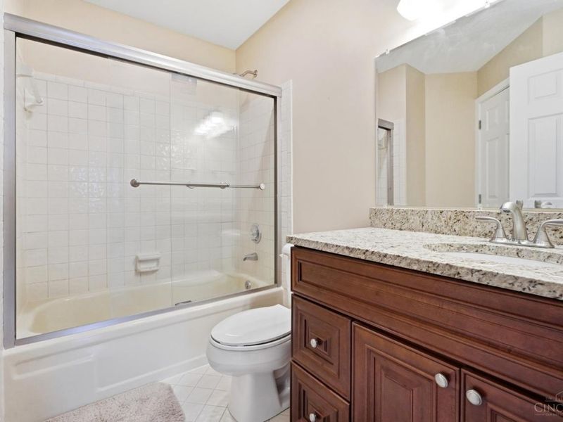 15 Falling Brook Lane, Blue Ash, OH 45241 Photo 29