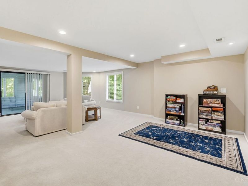 15 Falling Brook Lane, Blue Ash, OH 45241 Photo 35