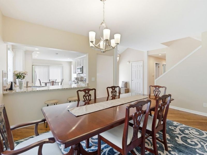 15 Falling Brook Lane, Blue Ash, OH 45241 Photo 9