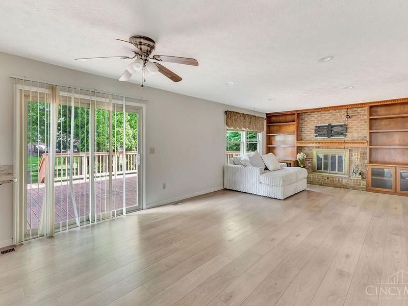 8476 Windcrest Drive, West Chester, OH 45069 Photo 11