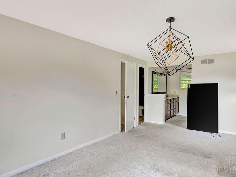 8476 Windcrest Drive, West Chester, OH 45069 Photo 18