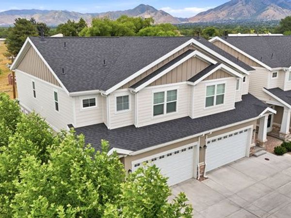 1303 E WEYBURN LN , Holladay, UT 84117