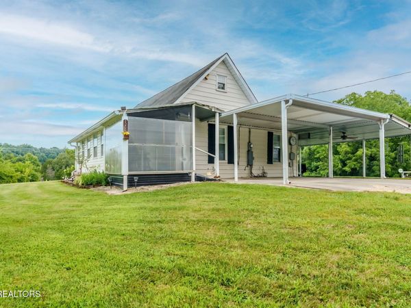 1208 Bales Rd, Knoxville, TN 37914