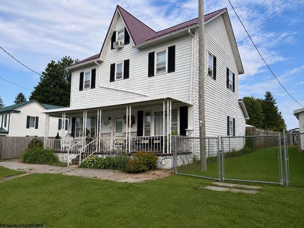 579 Kent Avenue, Davis, WV 26260