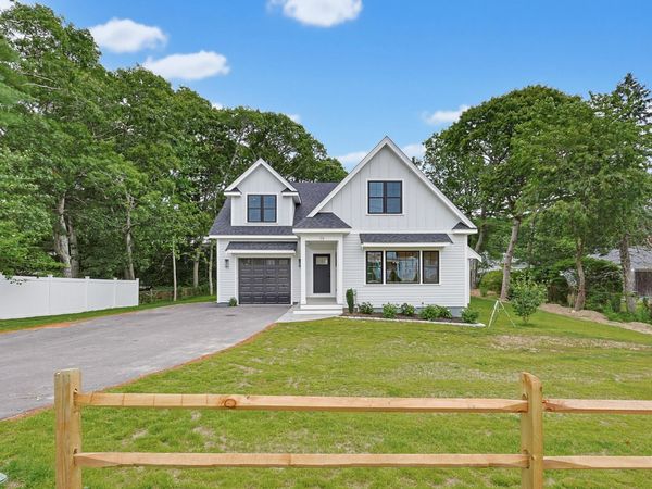 19 Puritan Road, Buzzards Bay, MA 02532