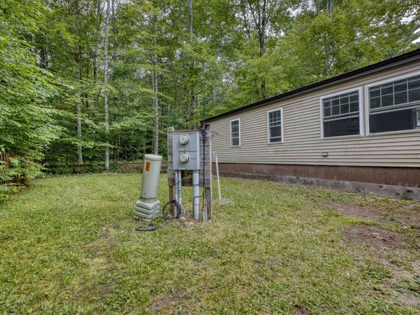 32 Circle Road, Ossipee, NH 03814