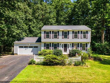 14 Davis Road, Merrimack, NH 03054