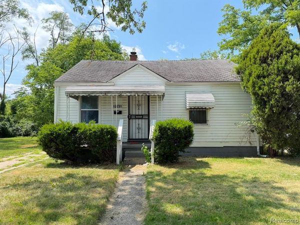 12231 Vaughan Street , Detroit, MI 48228