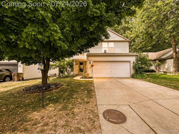 1643 Prairie Drive, Pontiac, MI 48340