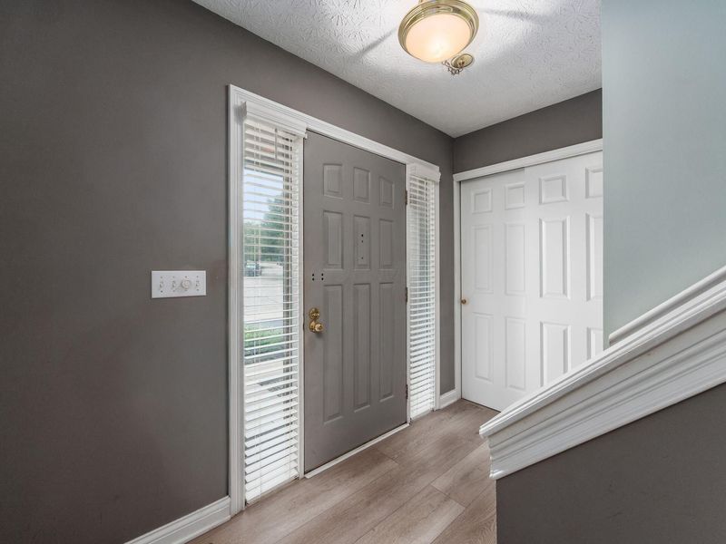 190 Creighton Court, Columbus, OH 43230 Photo 7