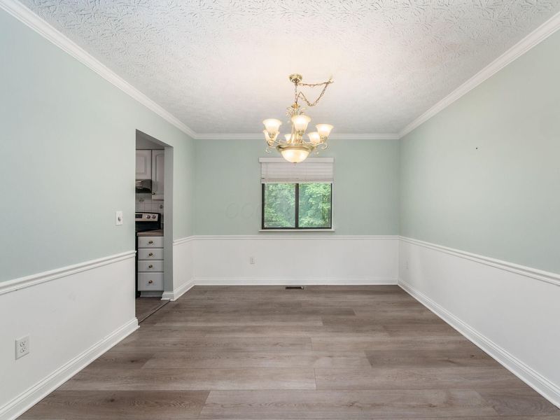 190 Creighton Court, Columbus, OH 43230 Photo 9