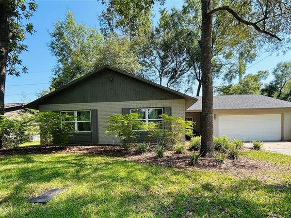 8221 SW 13TH ROAD, GAINESVILLE, FL 32607