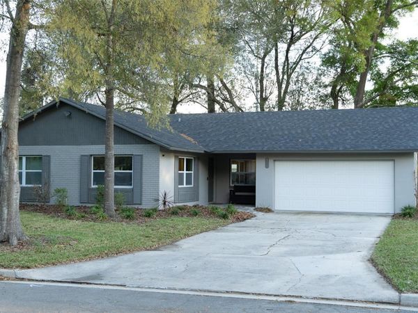 8221 SW 13TH ROAD , GAINESVILLE, FL 32607