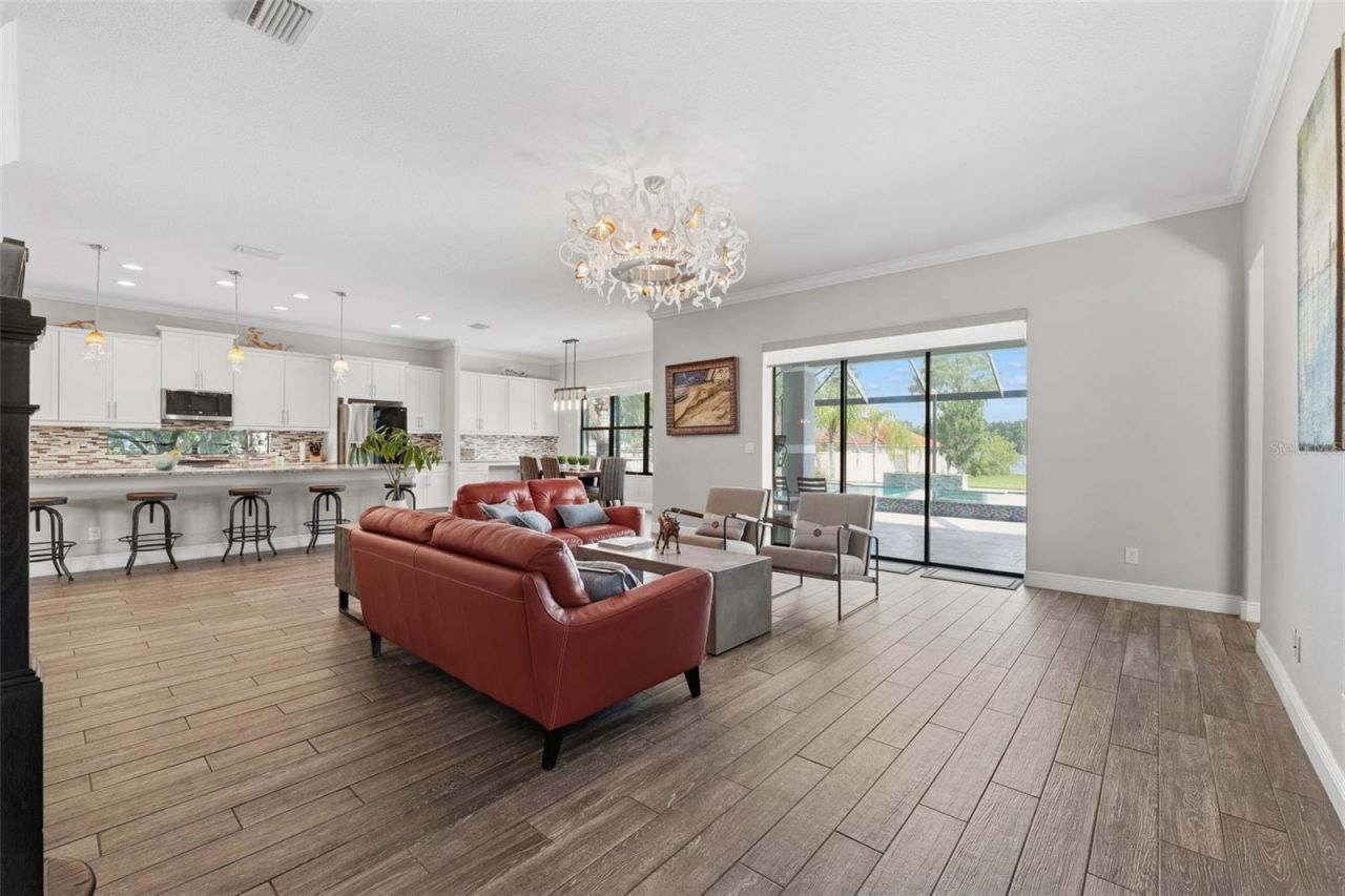 5167 Lakecastle Drive, Tampa, FL 33624 Photo