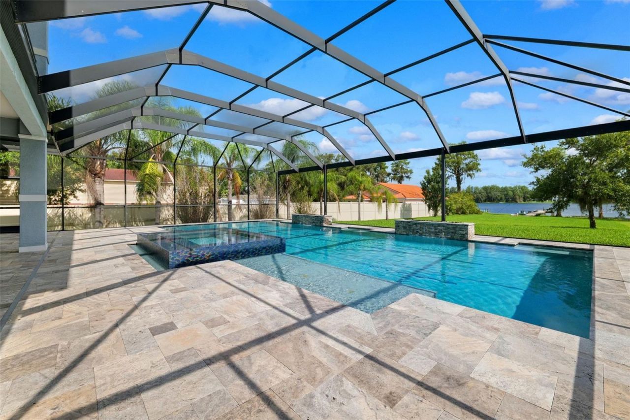 5167 Lakecastle Drive, Tampa, FL 33624 Photo