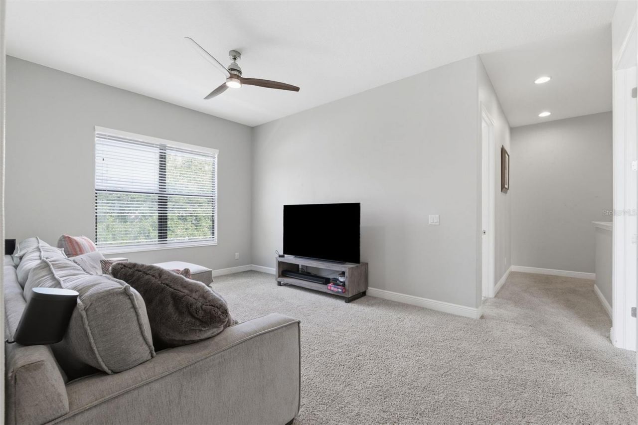 5167 Lakecastle Drive, Tampa, FL 33624 Photo